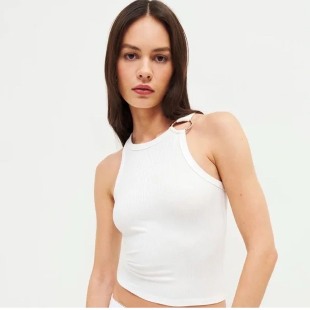 Reformation Eddis knit top Gold Ring Neckline ribbed White Tank - Size Medium